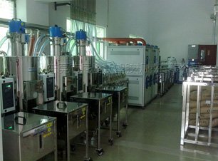 Centralize Feeding System in the Injection Industry